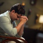 मानसिक स्वास्थ्य के लिए तंगी को कम करें