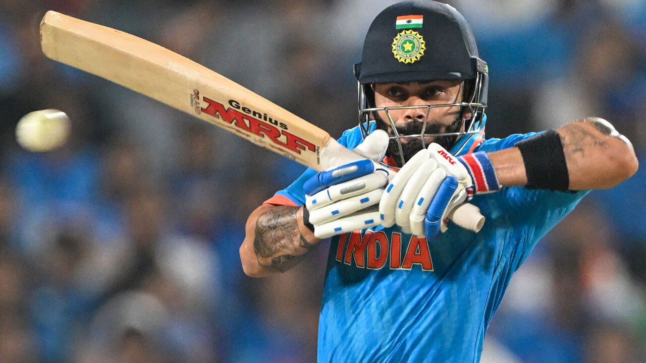 You are currently viewing <span class='red'>Virat Kohli Records: </span>भारत की जीत में किंग विराट कोहली ने बनाए यह रिकार्ड, सनत जयसूर्या को पीछे छोड़ा