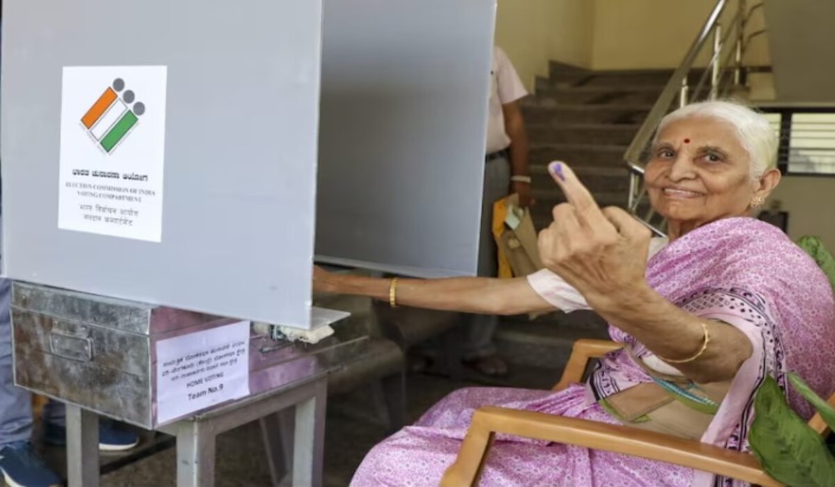 You are currently viewing Lok Sabha First Phase Election: आज 21 राज्यों में 102 लोकसभा सीटों पर पहले चरण में मतदान हो रहा है, इन अनुभवी नेताओं का भाग्य EVM में बंद होगा