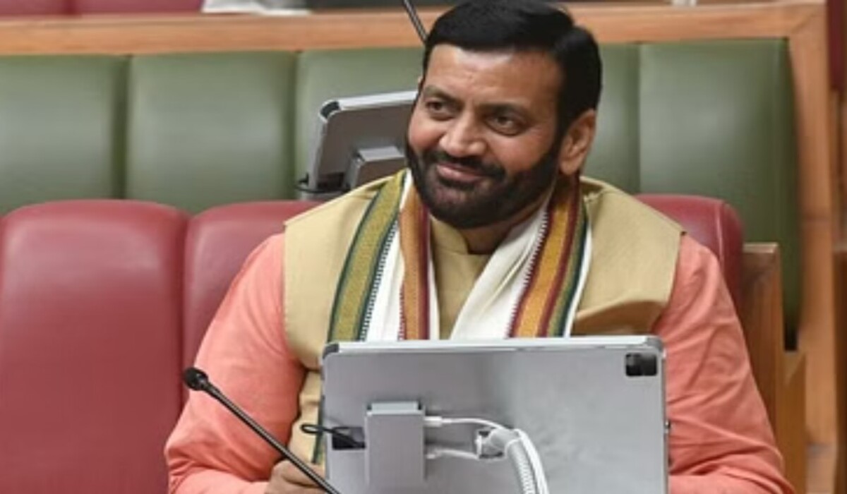 Read more about the article Haryana: मुख्यमंत्री Nayab Saini ने कहा कि किसानों ने सरकार के अंकुर प्रबंधन योजना का फायदा उठाया, Punjab को सबक सीखना