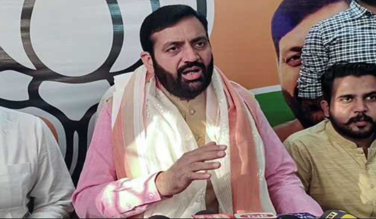 You are currently viewing Haryana : मुख्यमंत्री Nayab Saini ने Congress पर हमला किया, कहा – वे झूठ बोलकर बहुत समय तक मतदान लेते रहे