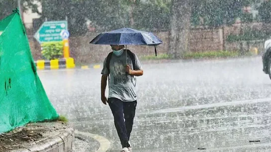 You are currently viewing MP Weather : प्रदेश में शुक्रवार को बारिश का सिलसिला जारी ; 19 अगस्त से एक्टिव होगा लो प्रेशर एरिया, भारी बारिश की संभावना…