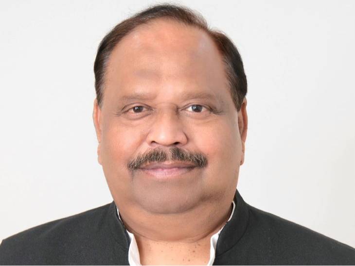 Read more about the article प्रभारी मंत्री चैतन्य काश्यप की तीसरी बार कैंसिल हुई बैठक, कार्यों की करने वाले थे समीक्षा