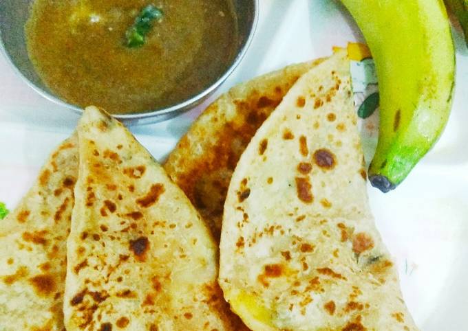 स्वास्थ्य से भरपूर कच्चे केले के पराठे: स्वाद और सेहत का बेहतरीन कॉम्बिनेशन