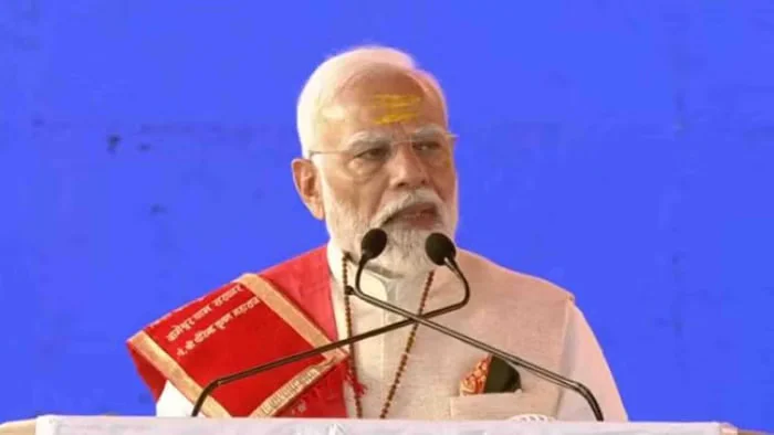 Read more about the article PM मोदी का दिल छू लेने वाला कदम: छात्रों की सुविधा के लिए 15 मिनट आगे बढ़ाया अपना कार्यक्रम, परीक्षा को ध्यान में रखकर समय बदला; CM मोहन यादव ने की सराहना