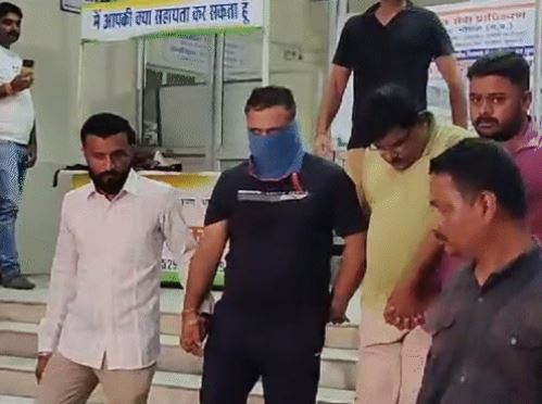 Read more about the article भोपाल में 1834 करोड़ की ड्रग फैक्ट्री का पर्दाफाश: शोएब लाला का खौफनाक नेटवर्क अब भी पुलिस की पकड़ से बाहर, 6 महीने बाद भी खाली हाथ जांच एजेंसियां