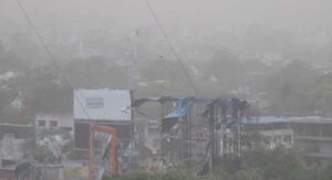 Read more about the article मध्यप्रदेश में मौसम का कहर,  3 साइक्लोनिक सर्कुलेशन एक्टिव: आंधी, बारिश, ओले और भीषण गर्मी ने मचाई तबाही, कई जिलों में अलर्ट जारी