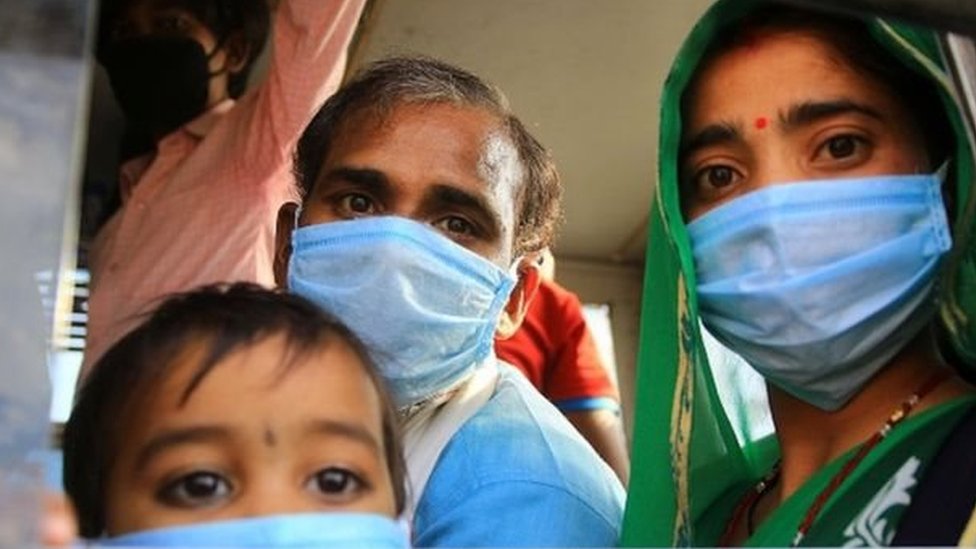 Read more about the article कोरोना की फिर बढ़ती रफ्तार ने देश को किया सतर्क, नवजात से लेकर बुजुर्ग तक खतरे में; भारत में मिले कोविड-19 के चार नए वैरिएंट, JN.1 सबसे आम!