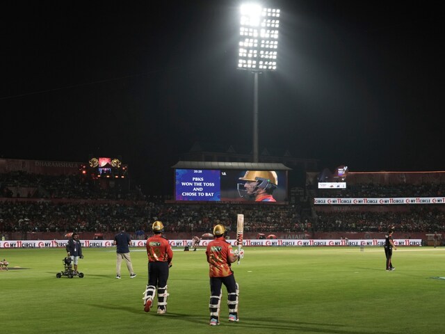 You are currently viewing भारत-पाक तनाव के बीच रुका IPL 2025 अब पटरी पर, बचे हुए मुकाबले 16 मई से हो सकते हैं शुरू; फाइनल 30 मई को