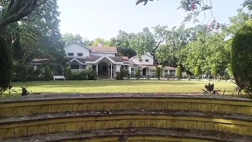 Read more about the article 3 जून को पचमढ़ी में आयोजित होगी मोहन सरकार की कैबिनेट बैठक: प्रशासन ने पूरी कीं तैयारियाँ, 33.88 करोड़ के विकास कार्यों का लोकार्पण एवं भूमिपूजन भी करेंगे CM यादव!