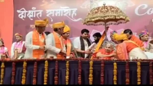 Read more about the article सागर विश्वविद्यालय में 33वां दीक्षांत समारोह सम्पन्न, स्वामी रामभद्राचार्य को मिली मानद उपाधि; गडकरी बोले- शिक्षा ही भारत को बनाएगी विश्वगुरु!