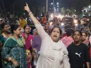 Read more about the article उज्जैन की शर्मनाक रात: नशा बेचने वालों की दबंगई, आमजन पर हमला!