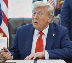 Read more about the article ट्रम्प ने भारत-PAK समेत 23 देशों को ड्रग तस्कर बताया